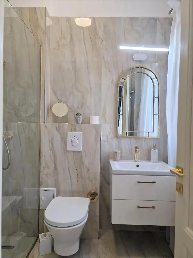 Laroka House Luxury Apartment City Center Universitate Bukarest